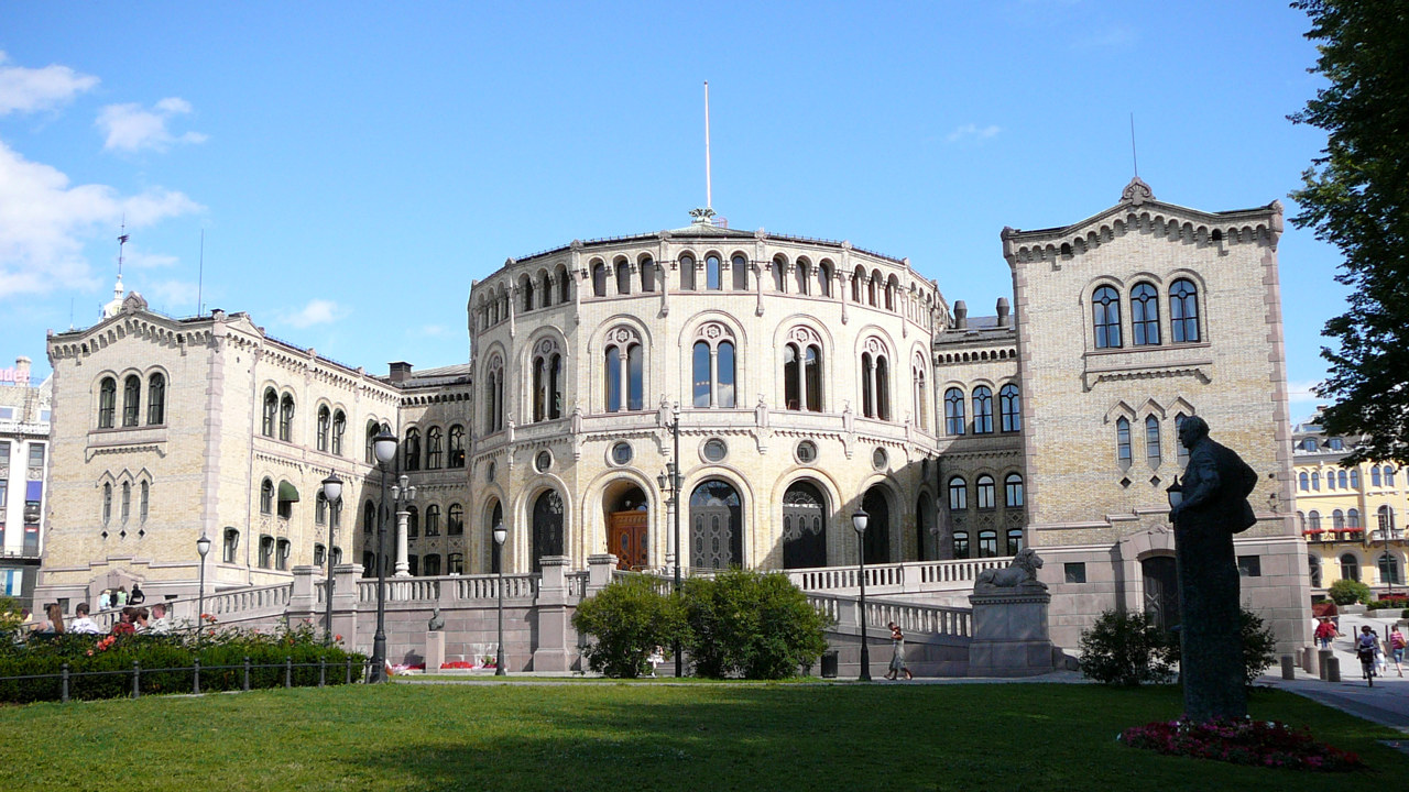 Stortingsbygningen i Oslo.