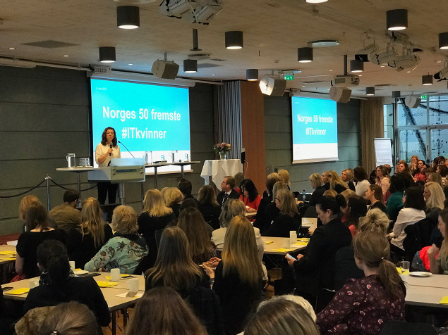 Administrerende direktør Kristin Skogen Lund i NHO åpnet kåringen av Norges 50 fremste IT-kvinner i Næringslivets Hus den 8. mars 2017.