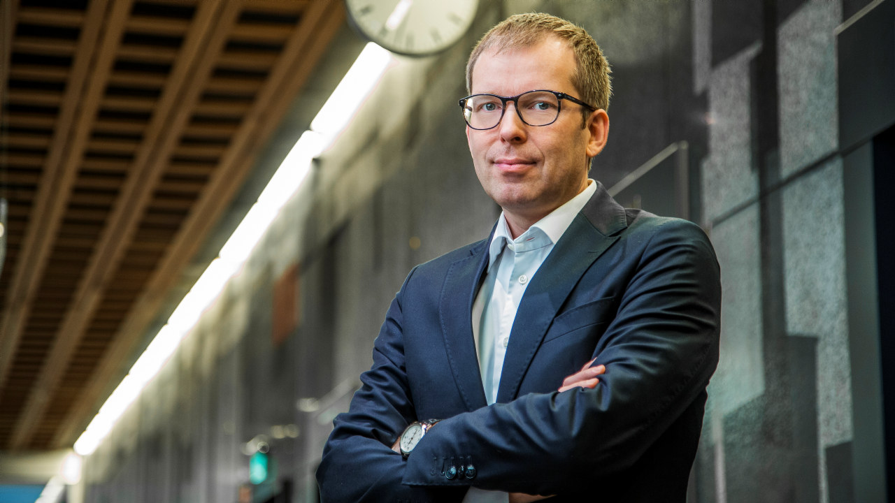 Portrettfoto av Håkon Haugli